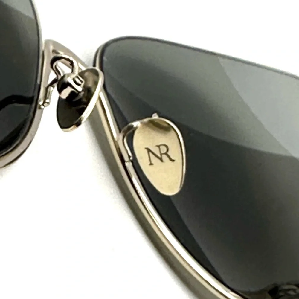 Nina Ricci, designer sunglasses model SNR153 New w/o Tags
